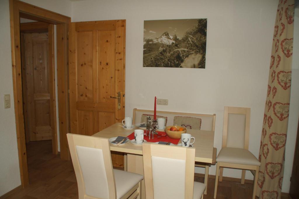 Appartment Sarlo Sankt Anton am Arlberg Szoba fotó